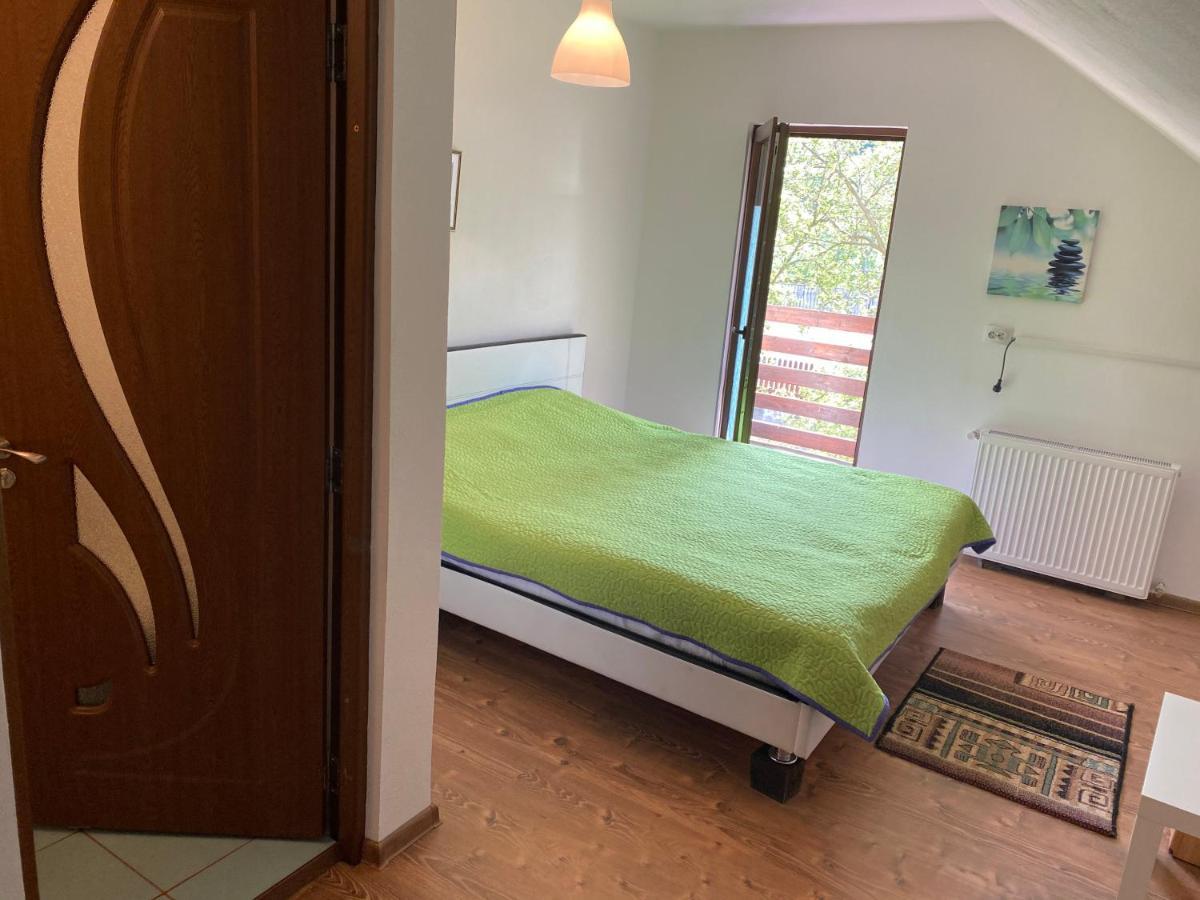 Casa Mili Hotel Grinties Ngoại thất bức ảnh
