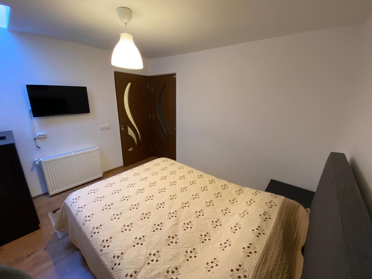 Casa Mili Hotel Grinties Ngoại thất bức ảnh