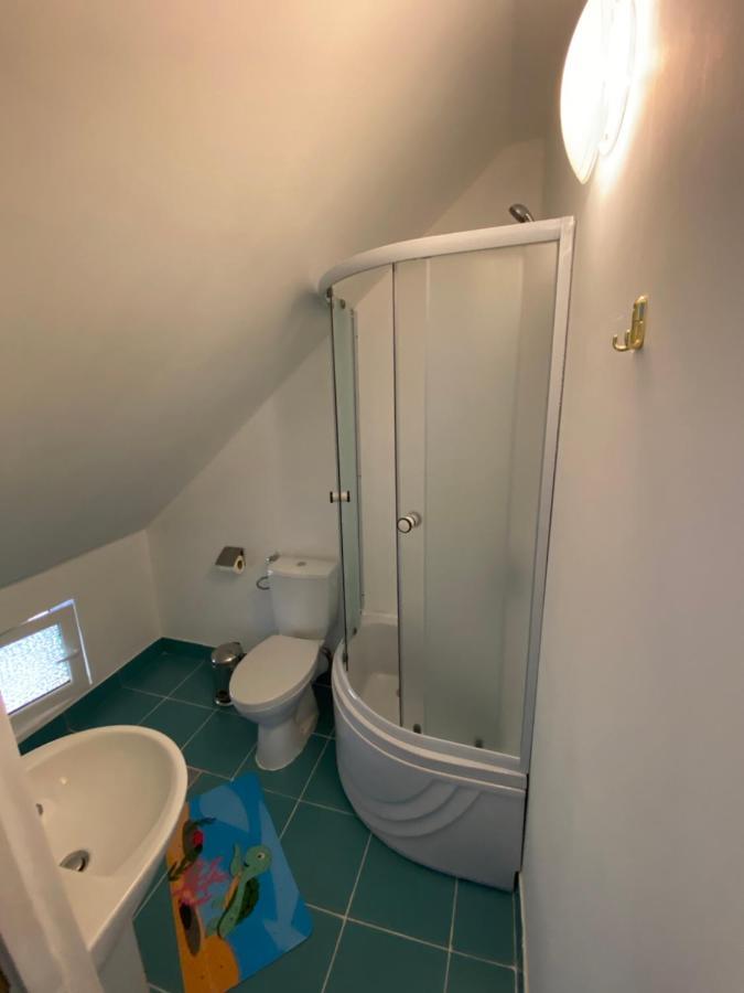 Casa Mili Hotel Grinties Ngoại thất bức ảnh